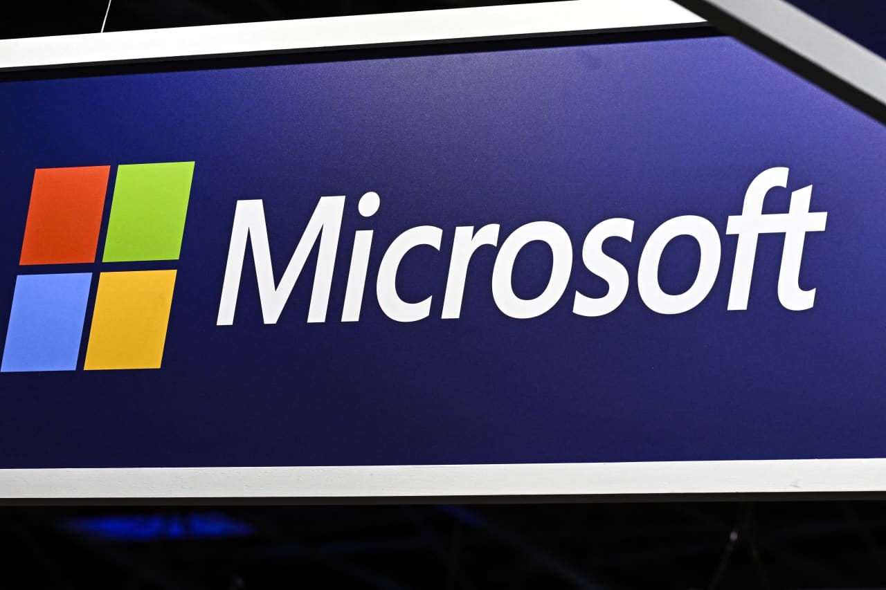 Saham Microsoft Catat Lonjakan Terbaik dalam Enam Tahun